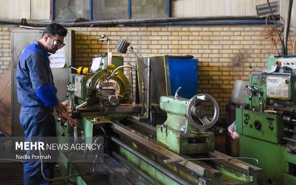 سکوت نهادهای مسئول در اجرای قانون؛ تحلیل حقوقی وضعیت معیشتی کارگران