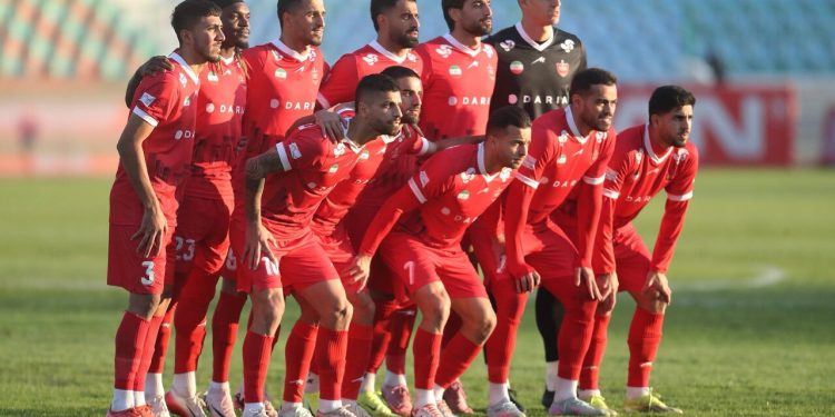 پرسپولیس از لحاظ بازیکن از استقلال، سپاهان و تراکتور عقب است/ مدیران تیم ها خودشان بیشتر به حاشیه علاقه‌مندند