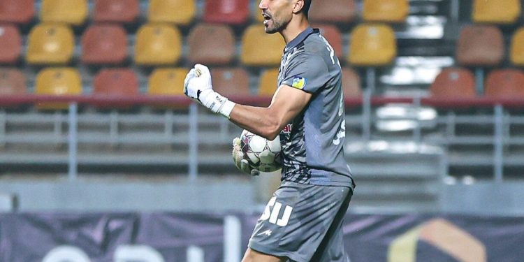 حسینی با یک دنیا انگیزه در نقش جهان؛ سید و رویای انتقام از ساپینتو، چشمی و تماشاگران استقلال!