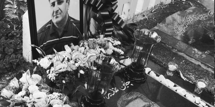 عکس | استوری تلخ پیام نیازمند در روز پدر