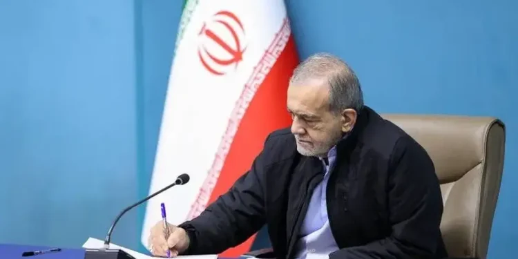 توئیت شبانه رئیس جمهور خبر ساز شد