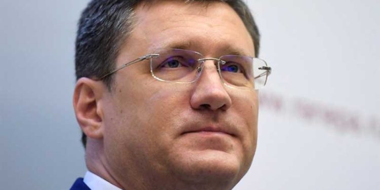 آجیل خریدن وزیر انرژی روسیه در میدان ولیعصرتهران!