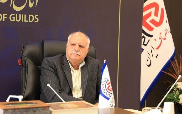 رئیس اتاق اصناف ایران: اصناف در بزنگاه‌های حساس کنار انقلاب بوده‌اند