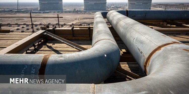 انتقال ۱۱۲ میلیارد لیتر نفت و فرآورده از خطوط لوله در ۹ ماه