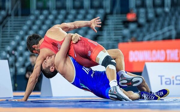 حسن یزدانی نایب قهرمان شد/یک طلا و ۲ برنز سهم آزادکاران