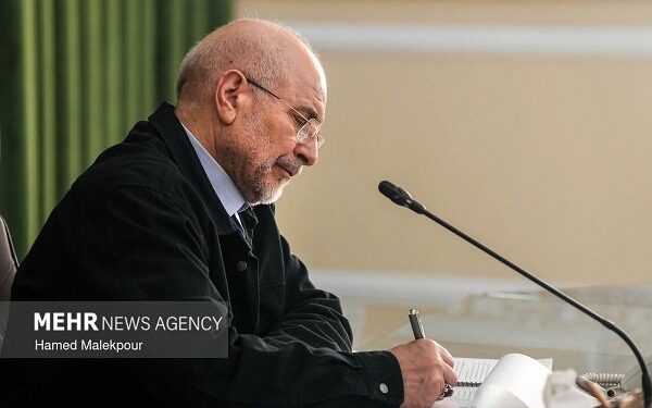 رئیس مجلس قهرمانی تیم ملی فوتسال ایران در آسیا را تبریک گفت