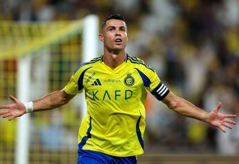 عکس | اولین تصویر از ۵۰ سالگی کریستیانو رونالدو؛ ‏پاسخ هوش مصنوعی و شوخی جونیور با پدر