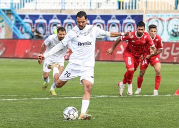 خبر : عکس | این استقلالی متخصص گل زدن به پرسپولیس است!