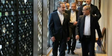 دور سوم مذاکرات ایران و آمریکا در آستانه برگزاری/ «توافق کلی» در راه است؟