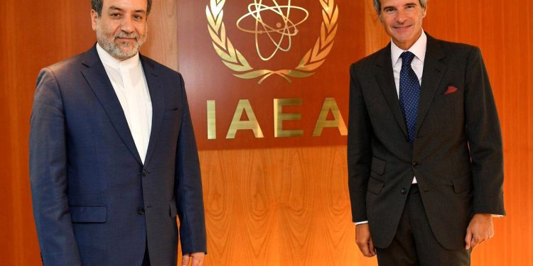 تماس مهم گروسی و عراقچی درباره آینده مذاکرات 