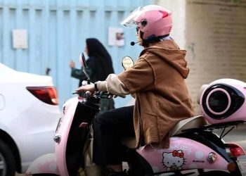 لایحه صدور گواهینامه موتورسیکلت برای زنان با مخالفت نمایندگان مجلس مواجه شد