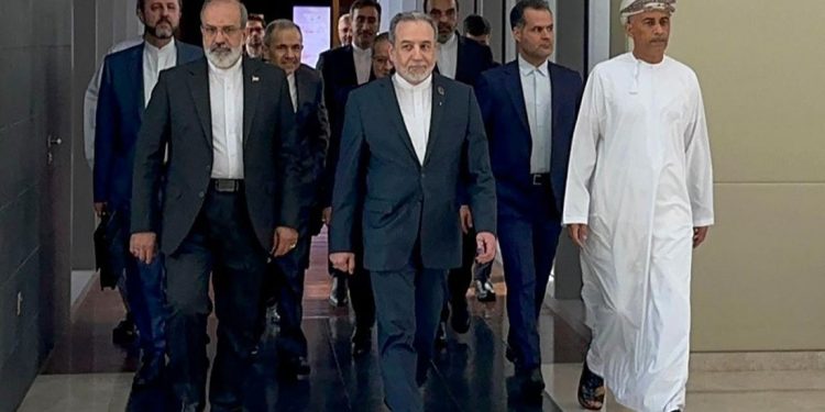 سه گره کلیدی دیپلماسی در مسقط؛ آیا کانال عمان به مرحله مذاکره واقعی می‌رسد؟