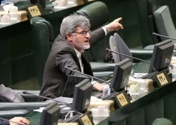 فوری/ جنجال در صحن مجلس؛ کوچک‌زاده خواستار بازداشت شکوری‌راد شد